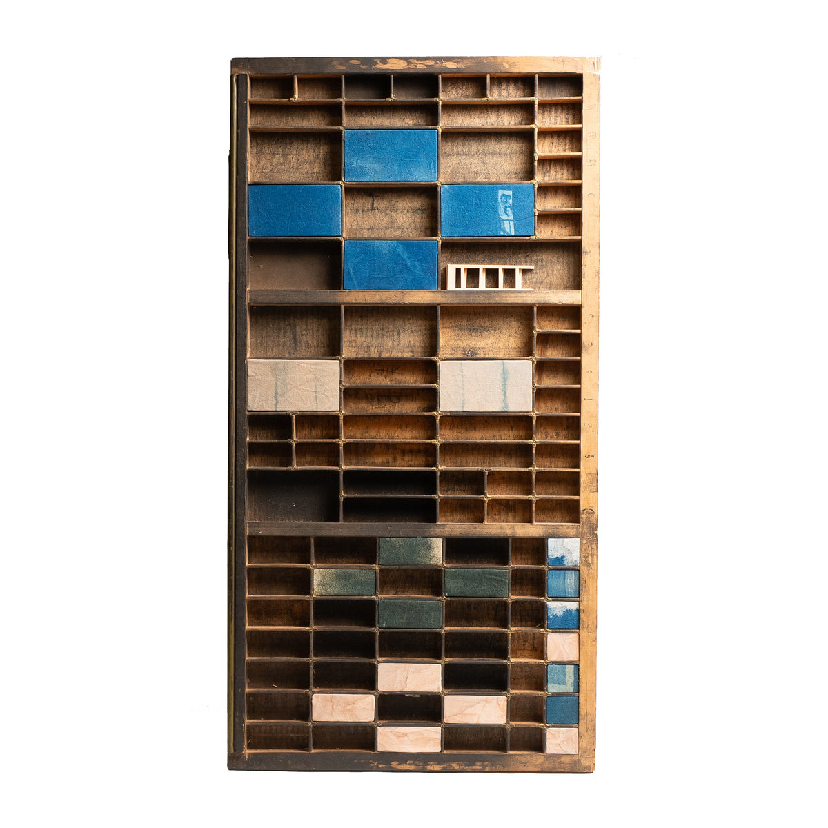 Container 4 : upstairs, 2026